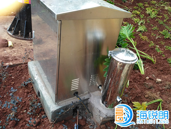 控制柜